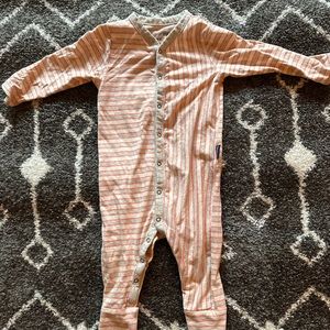 Patagonia Baby one piece baselayer (6-12 months)